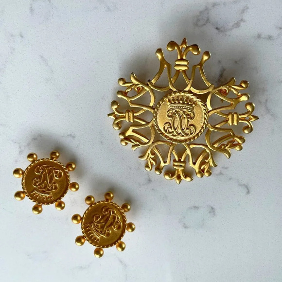 Anne Klein Vintage Gold Tone Metal Brooch & Earrings Sz OS - Picture 1 of 7